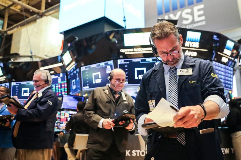 U.S.-China trade progress boosts futures at end of turbulent year By Reuters