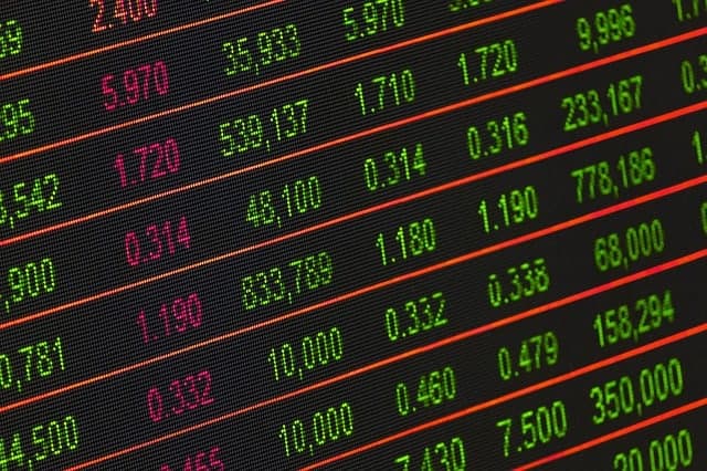 Put Your Money Where Your Mouth Is: 5 Tips to Pinpoint the Best Online Stock Broker