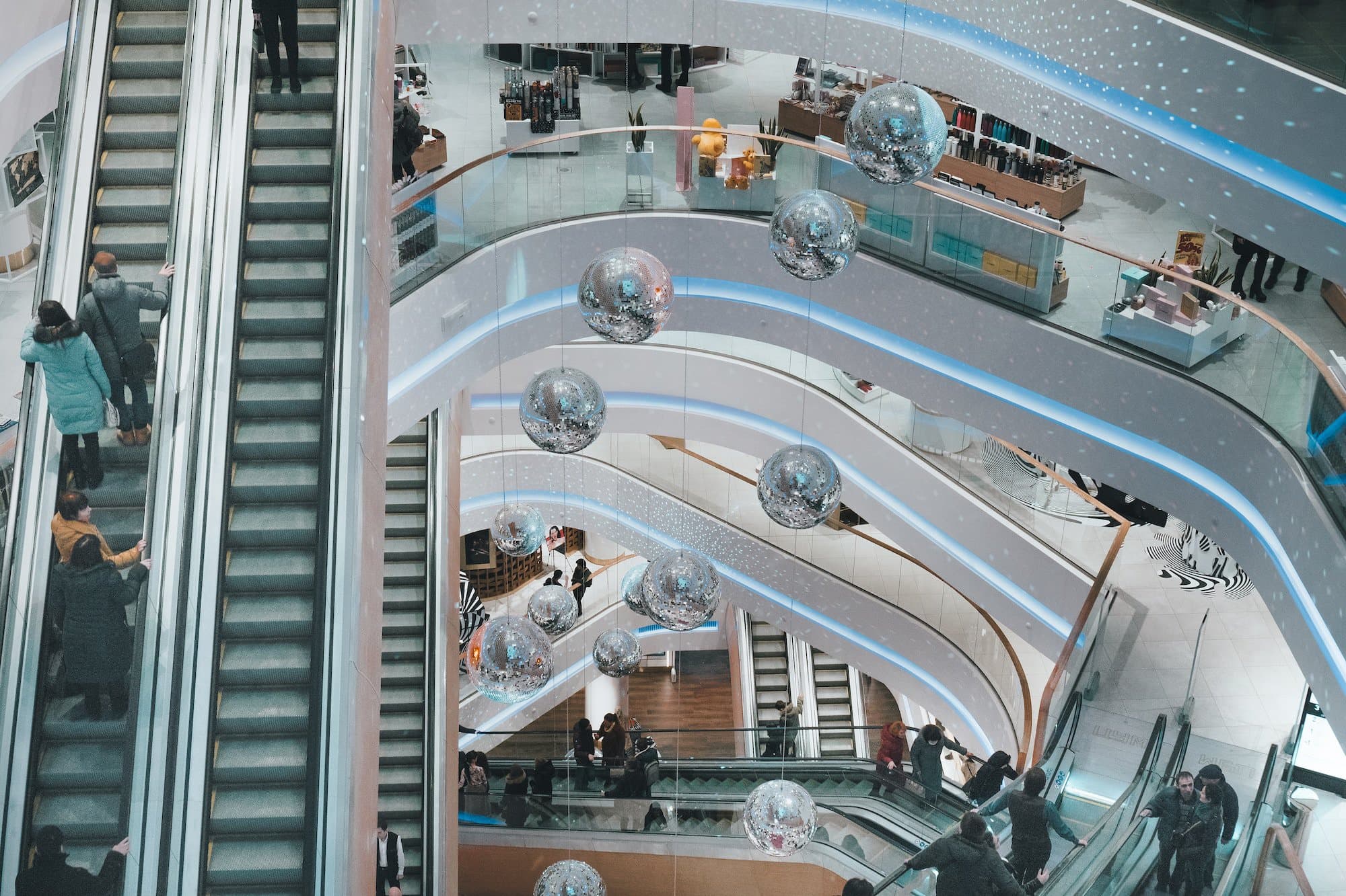 Resilient Consumer Spending: Retail Sales Surge in September cover