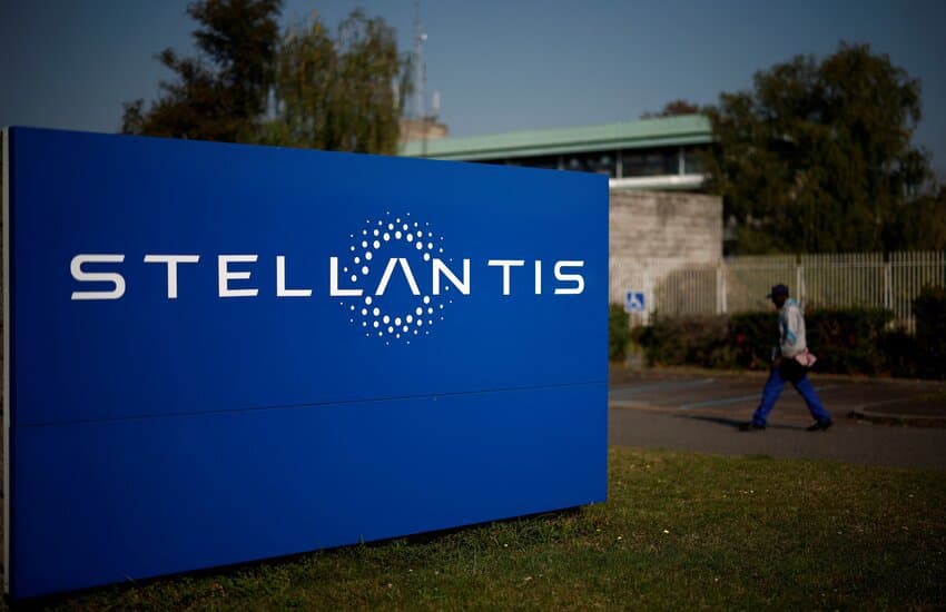 Stellantis In A Tailspin? Trump’s Tariffs Trigger Factory Closures, Rating Cuts & Strategic Rethinks! cover