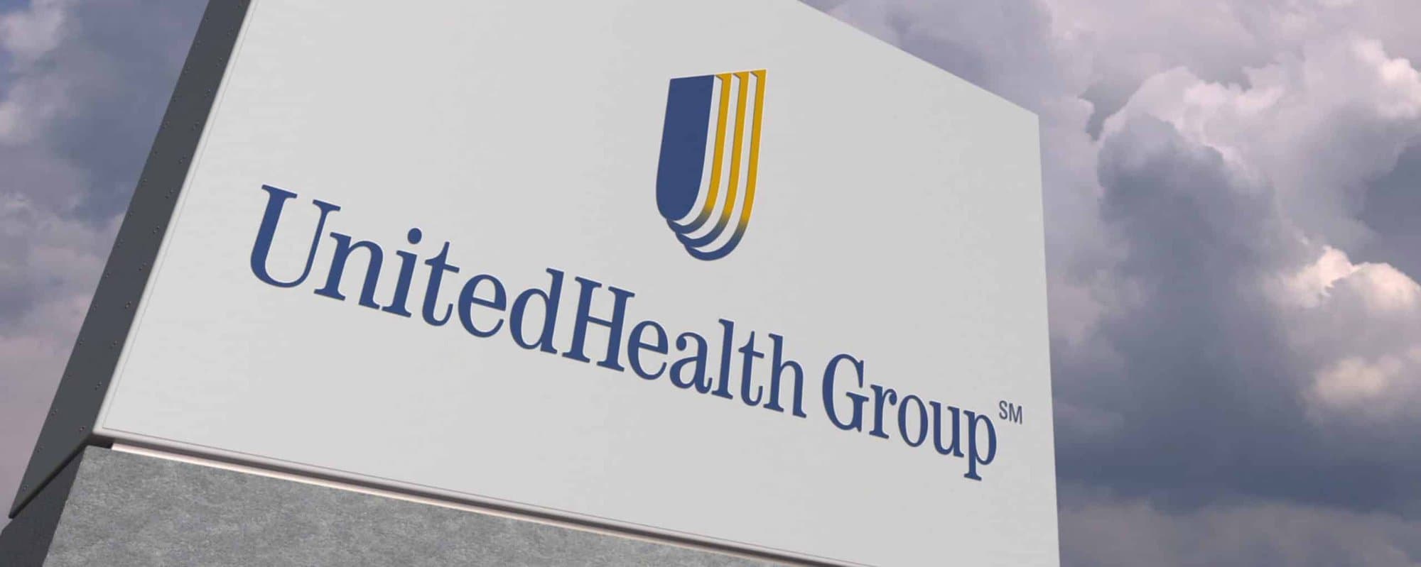UnitedHealth Stock Falls as Medicare Surprise Sparks Broad Insurer Selloff cover