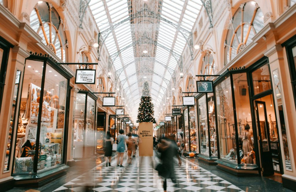 November Retail Sales Beat Expectations, Showing a Strong Start to Holiday Shopping Season cover