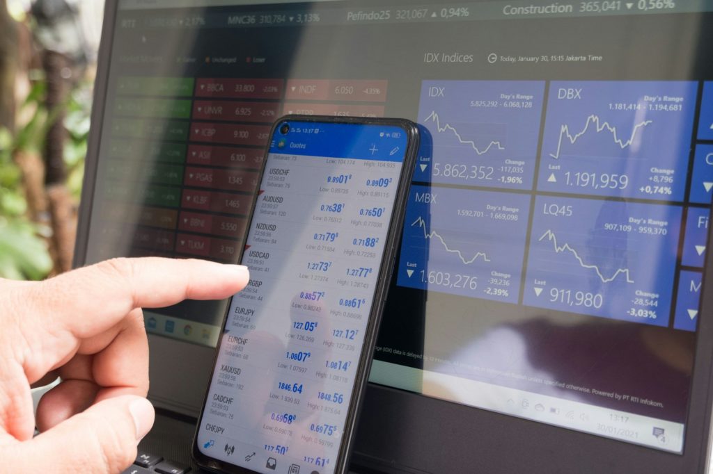 Healthcare Stocks: Once a Safe Bet, Healthcare Now Faces New Market Headwinds cover