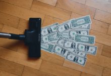 Stagflation Fears Resurface as Bank CEOs Warn of Economic Risks cover