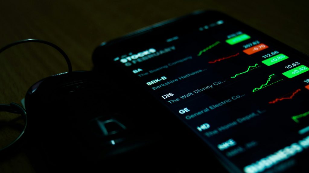 Sectors Gaining Momentum from the U.S.-China Tariff Truce cover