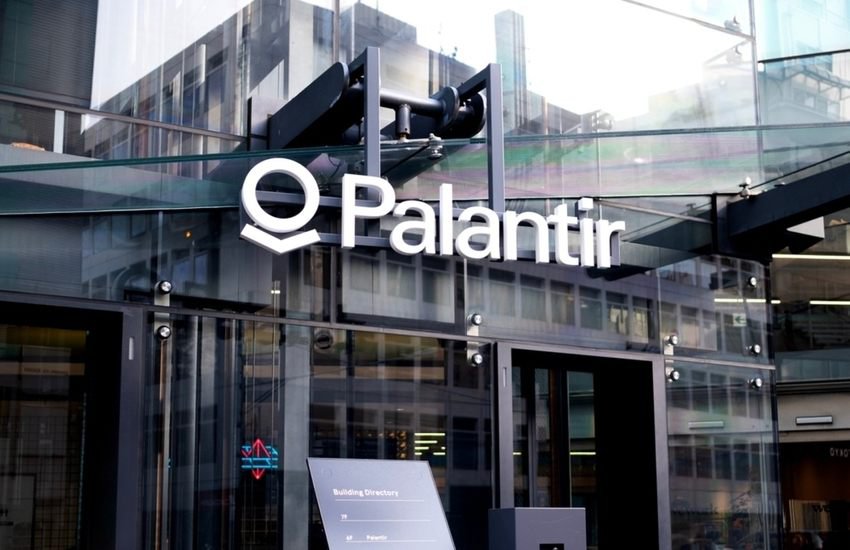 Palantir’s Wild 460% Surge: Meme Stock Mania Or AI Megatrend? cover