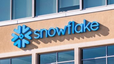 Snowflake Just Got Crunchy: The $250M Bet That Could Change the AI Data Game! cover