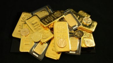 Gold Surges Amid Tariff Uncertainty and Market Reactions cover
