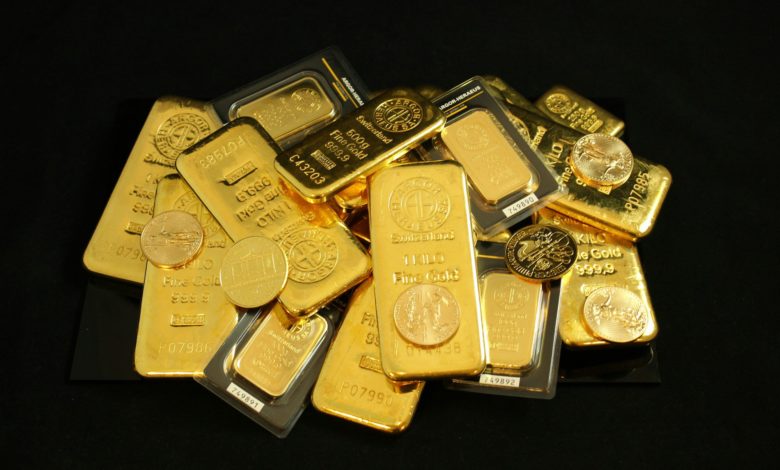 Gold Surges Amid Tariff Uncertainty and Market Reactions cover