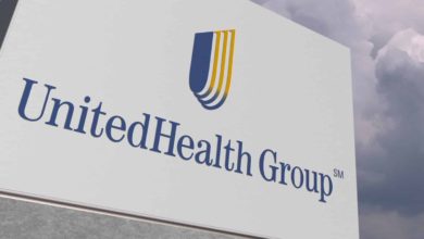 UnitedHealth Stock Falls as Medicare Surprise Sparks Broad Insurer Selloff cover