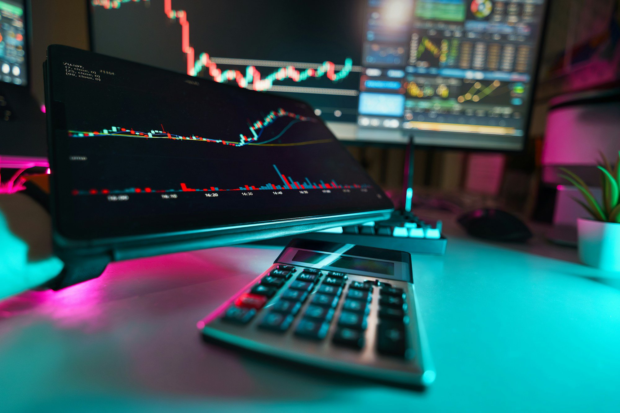 Software Stocks Rebound as Anthropic’s AI Push Sparks Relief Rally ...